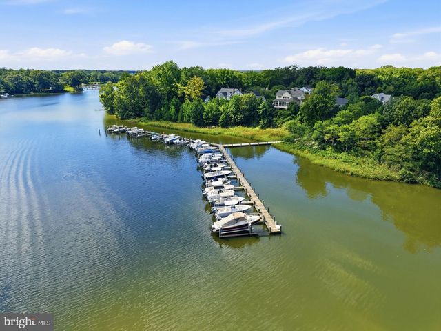 8095 N FORK BLVD, Easton, MD 21601