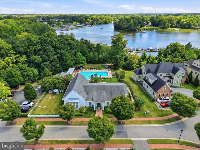 8095 N FORK BLVD, Easton, MD 21601