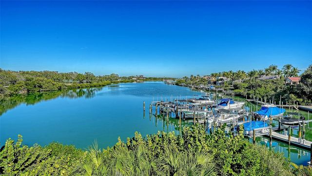 225 SANDS POINT ROAD 7205, Longboat Key, FL 34228