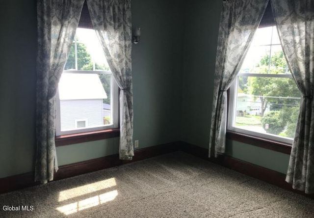 107 E Montgomery Street, Johnstown, NY 12095