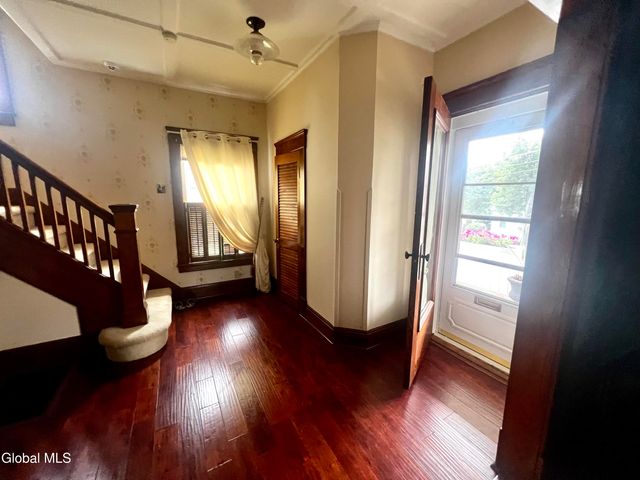 107 E Montgomery Street, Johnstown, NY 12095