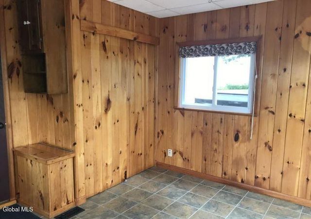 107 E Montgomery Street, Johnstown, NY 12095