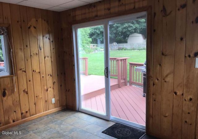 107 E Montgomery Street, Johnstown, NY 12095