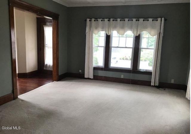 107 E Montgomery Street, Johnstown, NY 12095