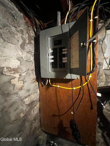 107 E Montgomery Street, Johnstown, NY 12095