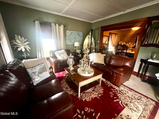 107 E Montgomery Street, Johnstown, NY 12095