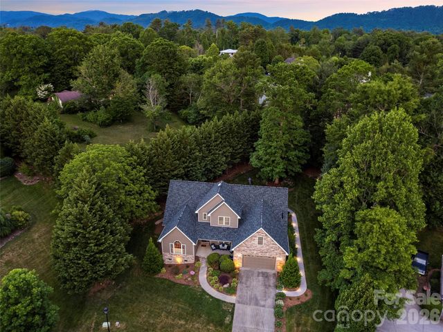 47 Drakes Meadow Lane, Arden, NC 28704