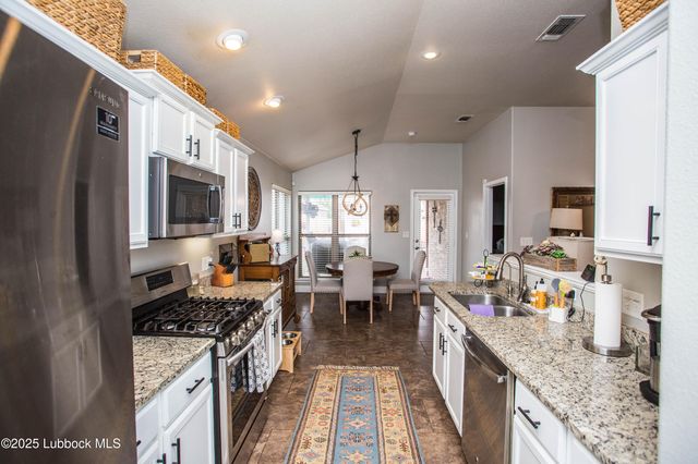 6942 37th Street, Lubbock, TX 79407