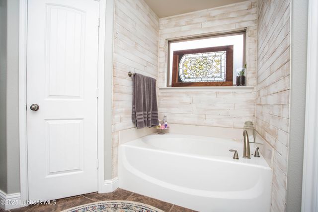 6942 37th Street, Lubbock, TX 79407