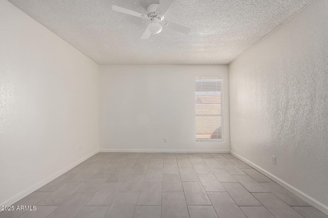 615 N ARROWHEAD Drive Apt 3, Chandler, AZ 85224