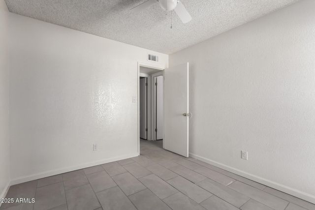 615 N ARROWHEAD Drive Apt 3, Chandler, AZ 85224