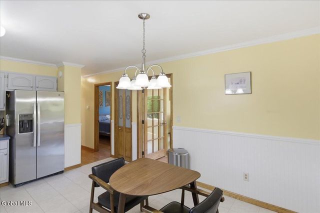 177 Nutwood Avenue, Colonie, NY 12304
