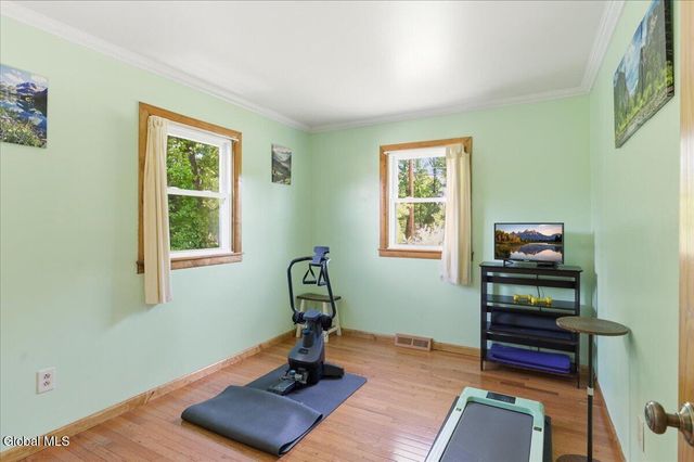 177 Nutwood Avenue, Colonie, NY 12304