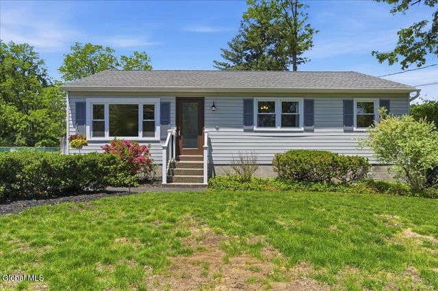 177 Nutwood Avenue, Colonie, NY 12304