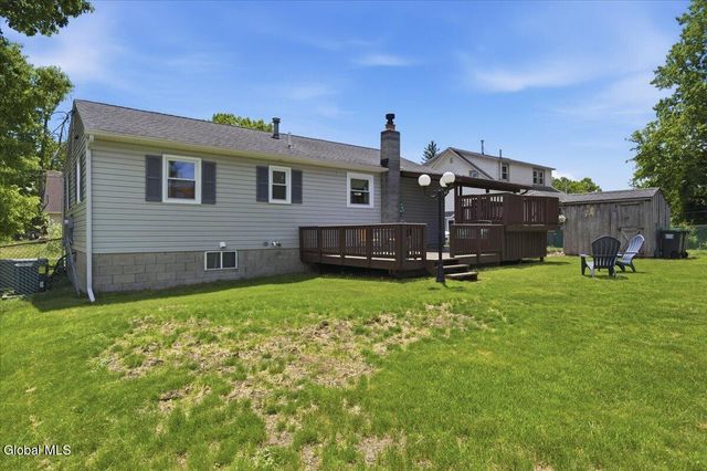 177 Nutwood Avenue, Colonie, NY 12304