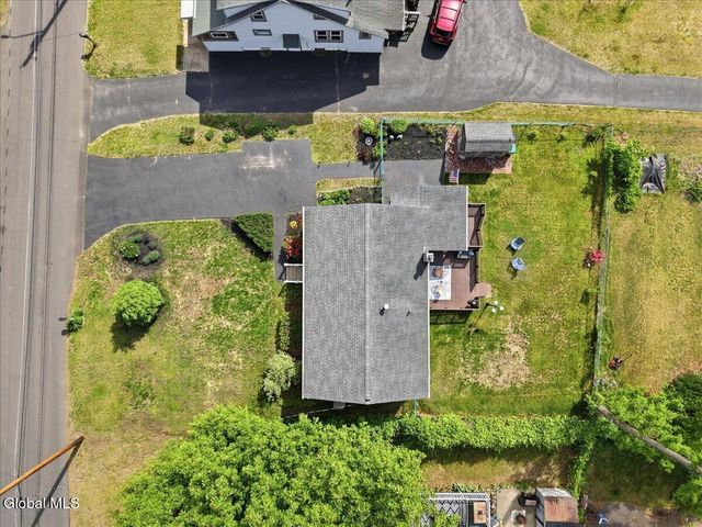 177 Nutwood Avenue, Colonie, NY 12304