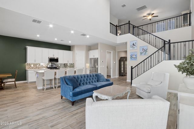 10302 W DEANNA Drive, Peoria, AZ 85382