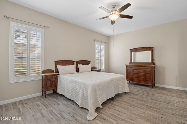10302 W DEANNA Drive, Peoria, AZ 85382