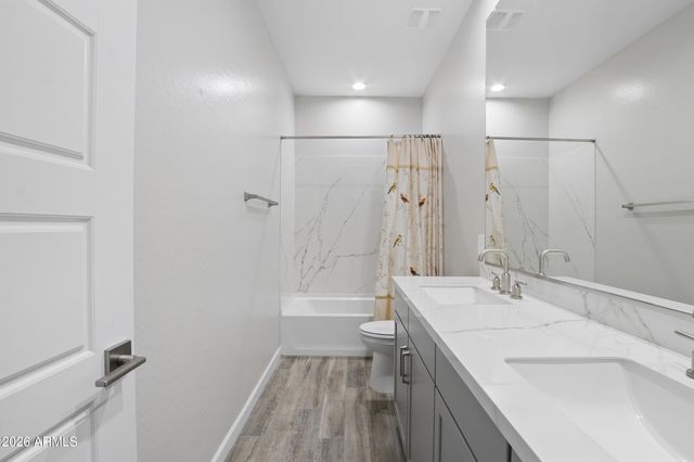 10302 W DEANNA Drive, Peoria, AZ 85382