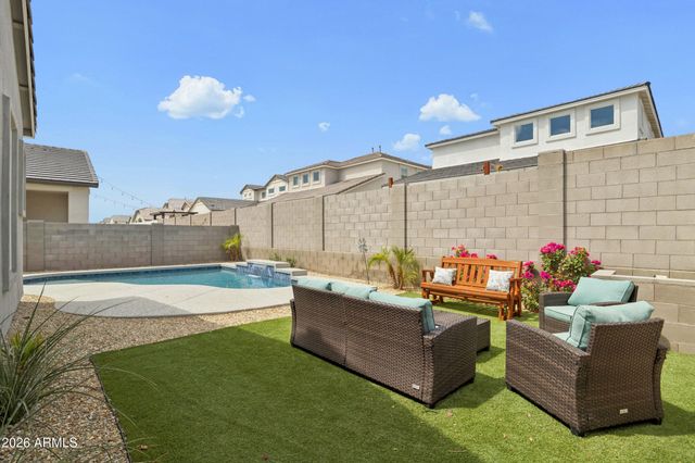 10302 W DEANNA Drive, Peoria, AZ 85382