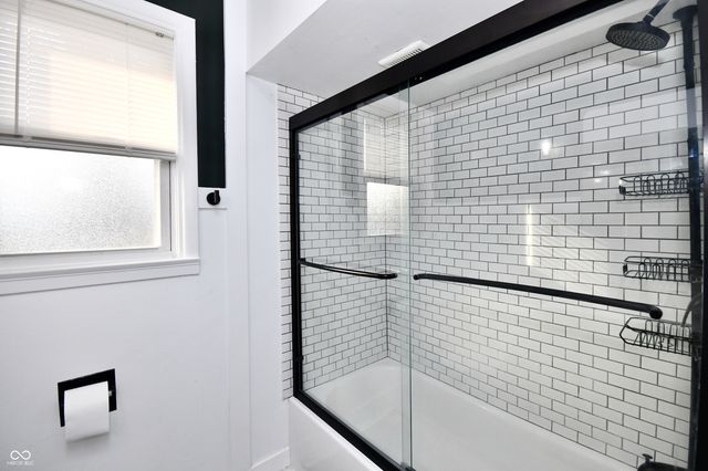 716 S Avon Avenue, Avon, IN 46123