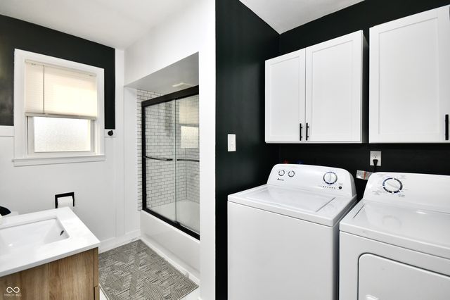 716 S Avon Avenue, Avon, IN 46123