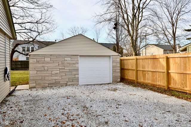 716 S Avon Avenue, Avon, IN 46123