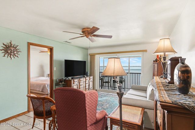 2880 S Atlantic Avenue 202, Cocoa Beach, FL 32931