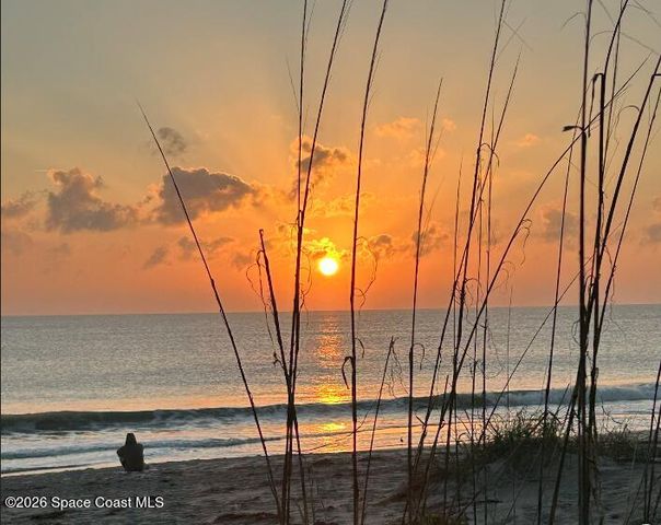 2880 S Atlantic Avenue 202, Cocoa Beach, FL 32931