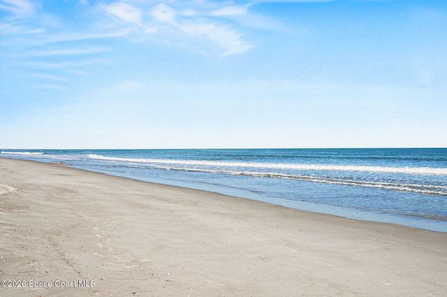 2880 S Atlantic Avenue 202, Cocoa Beach, FL 32931