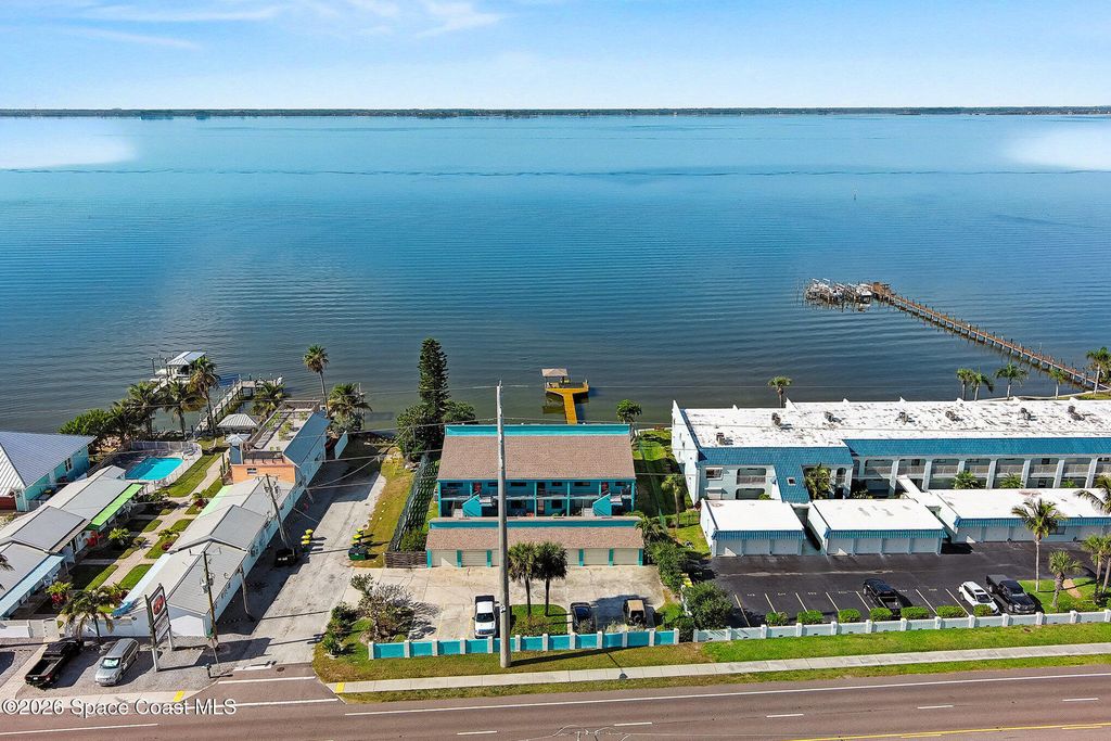 2880 S Atlantic Avenue 202, Cocoa Beach, FL 32931