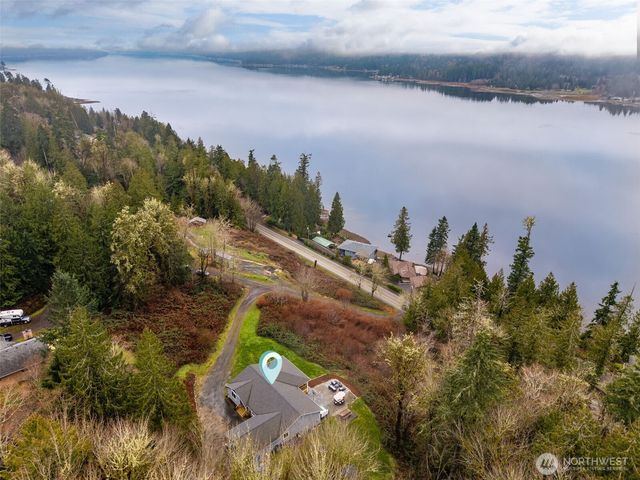 31 E Cove View Drive, Belfair, WA 98528