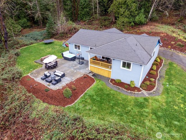 31 E Cove View Drive, Belfair, WA 98528