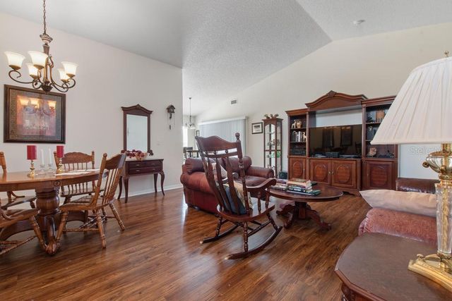 799 HIGHLAND CREST LOOP, Lake Wales, FL 33853