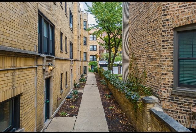 646 W Roscoe Avenue 3N, Chicago, IL 60657