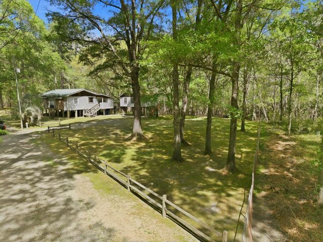 150 Franks Lane, Ridgeville, SC 29472