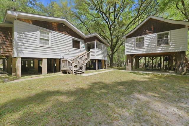 150 Franks Lane, Ridgeville, SC 29472