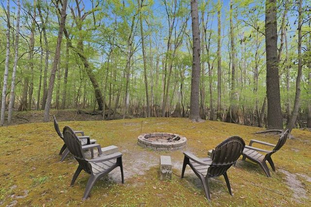 150 Franks Lane, Ridgeville, SC 29472