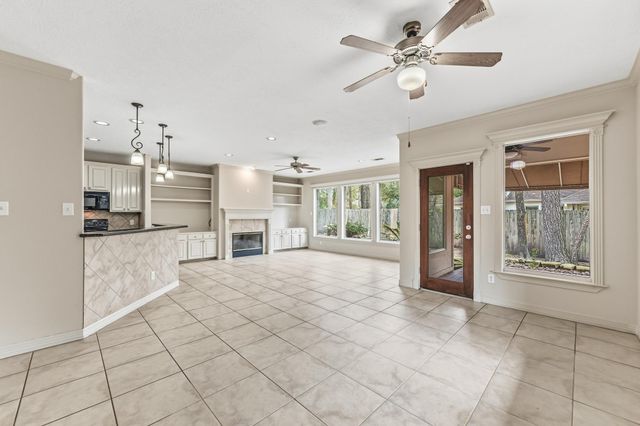 3238 Lazy Lake Lane, Montgomery, TX 77356