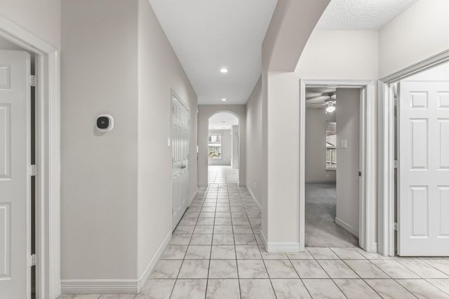 3238 Lazy Lake Lane, Montgomery, TX 77356