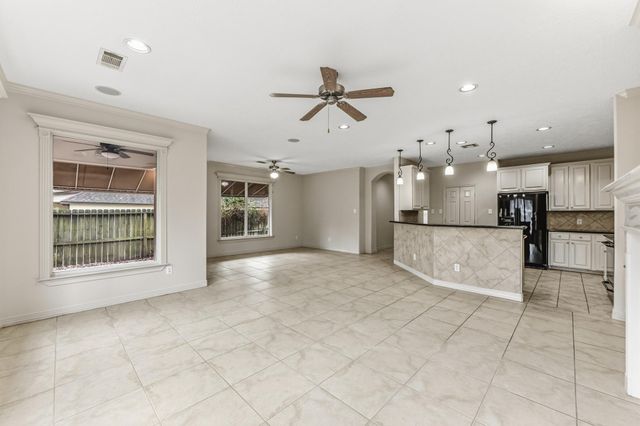 3238 Lazy Lake Lane, Montgomery, TX 77356