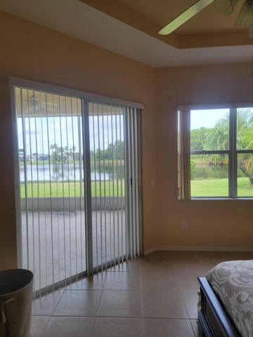 633 SW Long Key Court, Port St Lucie, FL 34986