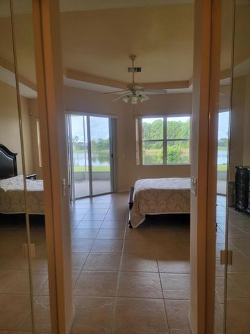633 SW Long Key Court, Port St Lucie, FL 34986
