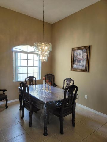 633 SW Long Key Court, Port St Lucie, FL 34986