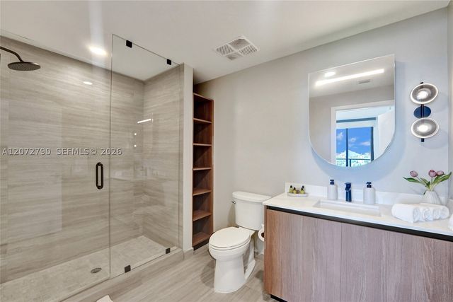 580 72nd St 1012, Miami Beach, FL 33141