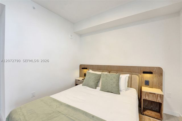 580 72nd St 1012, Miami Beach, FL 33141