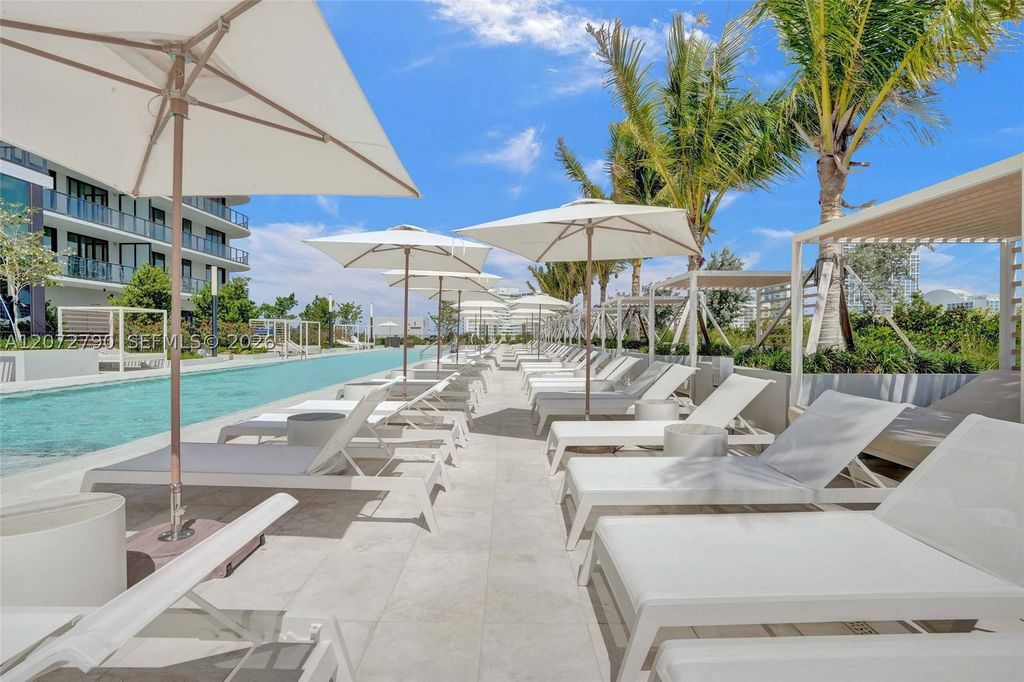 580 72nd St 1012, Miami Beach, FL 33141