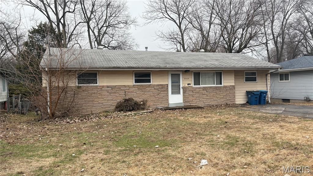 7009 Laupher Lane, St Louis, MO 63042