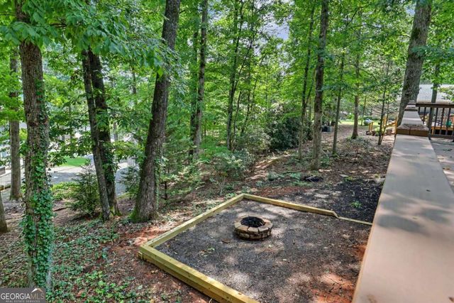 951 Mcclure Drive, Hayesville, NC 28904
