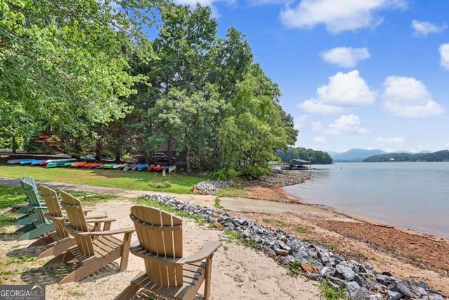 951 Mcclure Drive, Hayesville, NC 28904